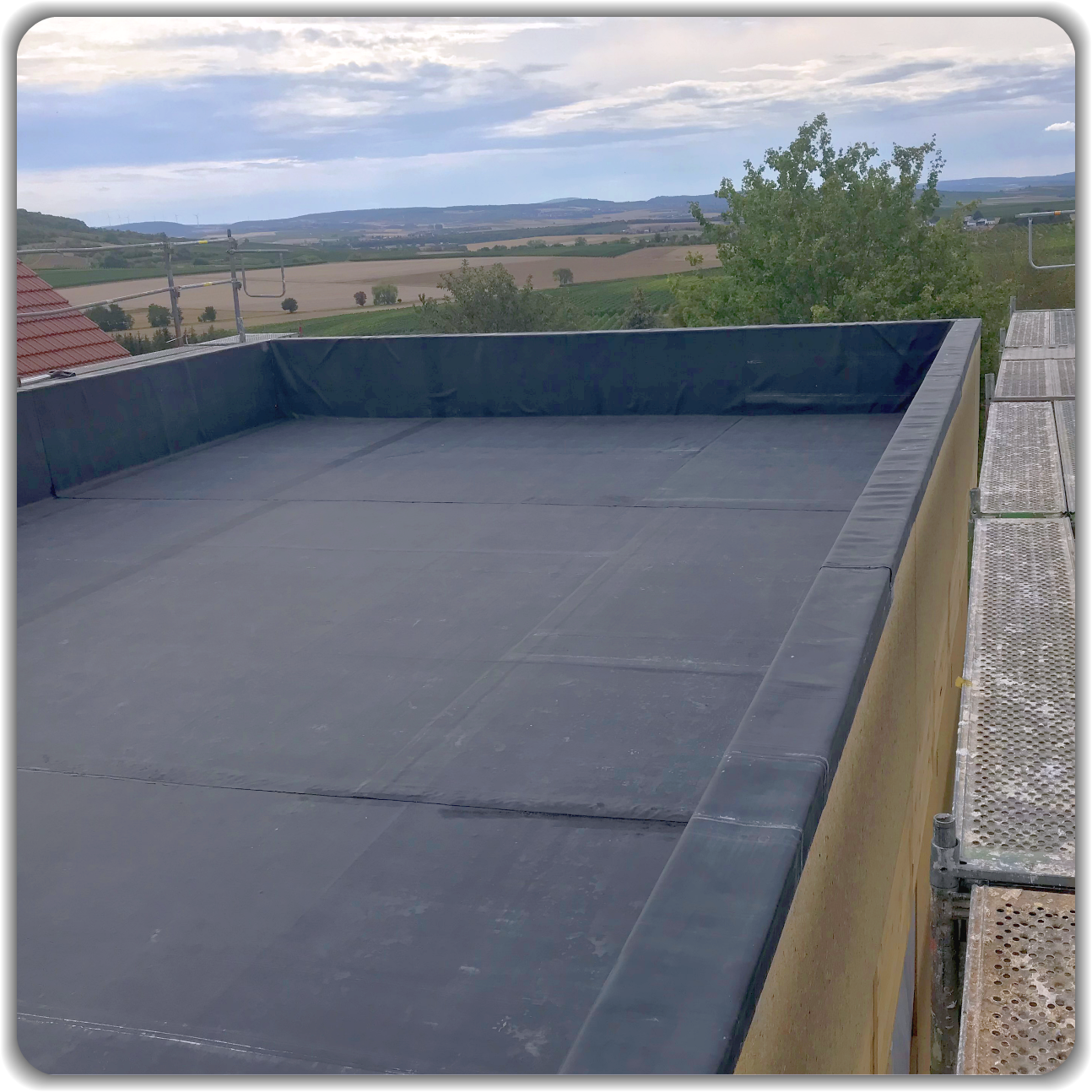 EPDM Dachbahn 1,5 mm ★ Dachfolie mit Zulassung (abP) auf Maß