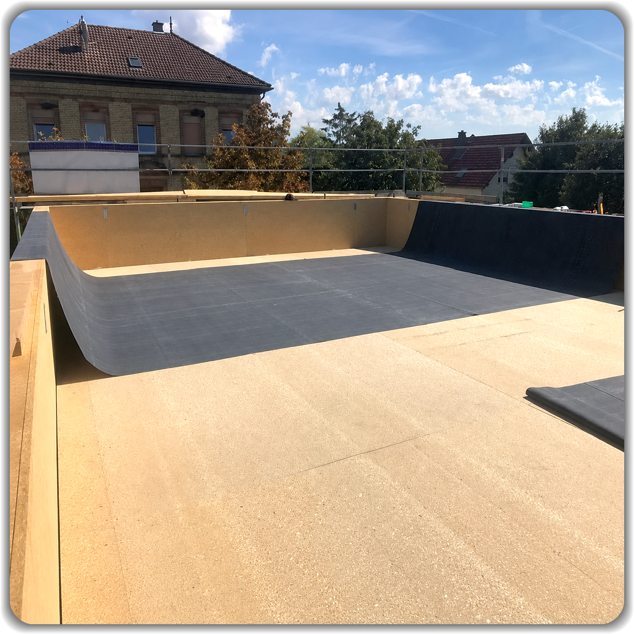 EPDM Dachbahn 1,5 mm ★ Dachfolie mit Zulassung (abP) auf Maß