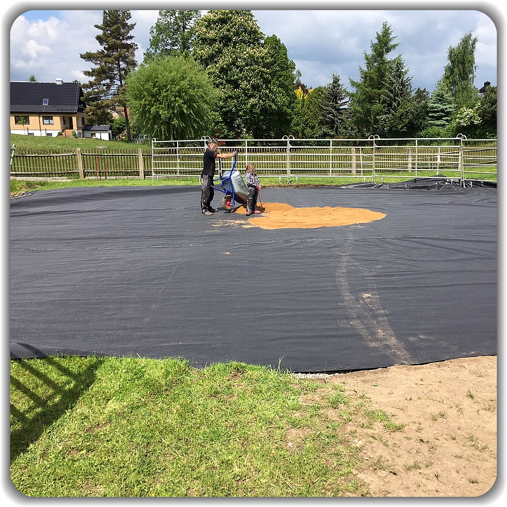 Reitplatzgewebe PP42 ★ Geotextil auf Maß